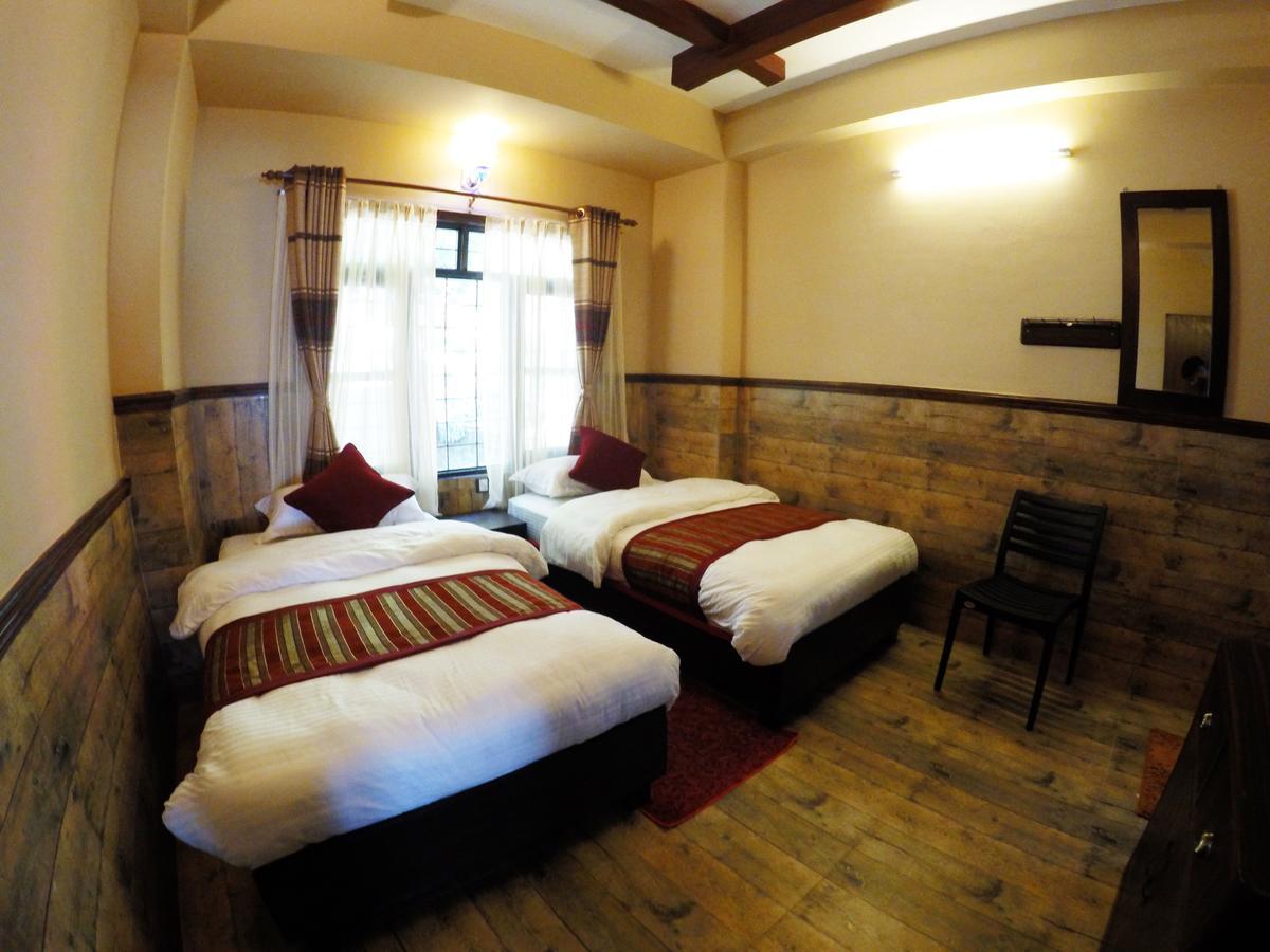 Hotel Forest Lake Backpackers' Hostel Pókhara Exteriér fotografie